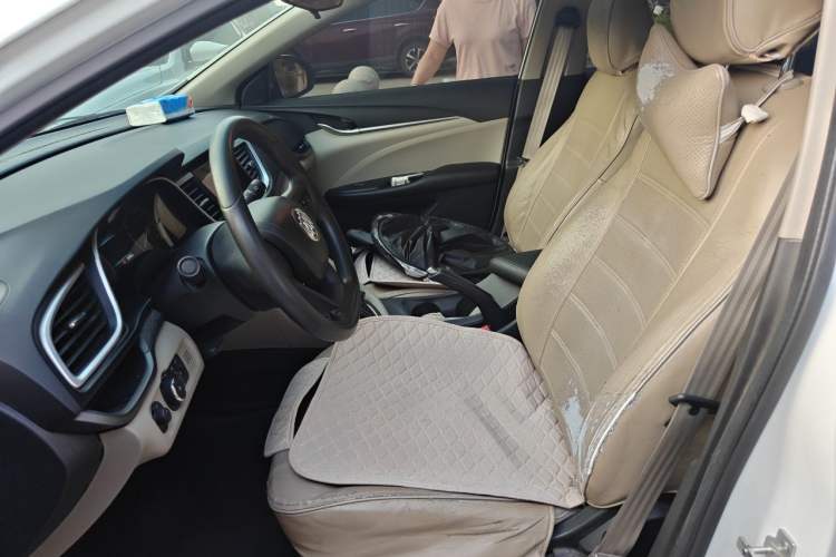 Used Buick GT 2015 15N Automatic Elite Version Left Front Seat