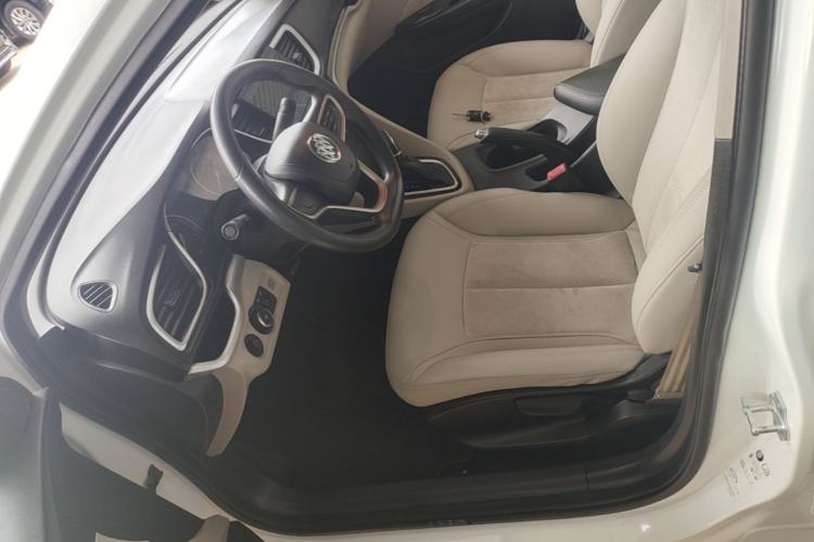 Used Buick GT 2015 15N Automatic Deluxe Edition Left Front Seat