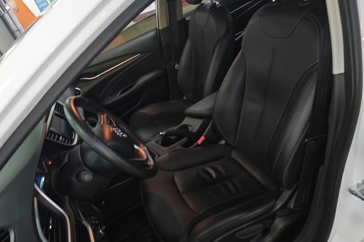 Used Buick GT 2015 15N Automatic Deluxe Edition Left Front Seat