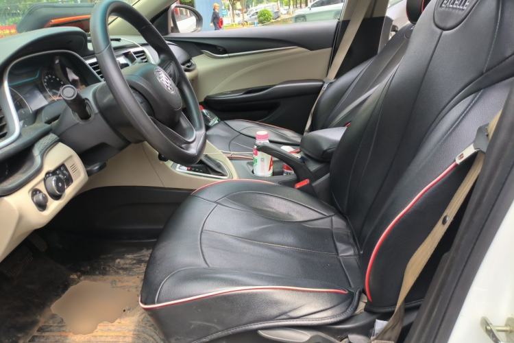 Used Buick GT 2015 15N Automatic Elite Version Left Front Seat