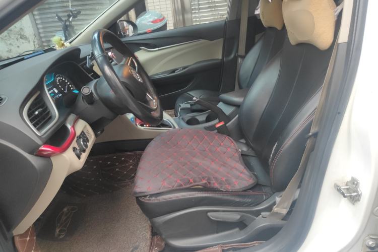 Used Buick GT 2015 15N Automatic Elite Version Left Front Seat