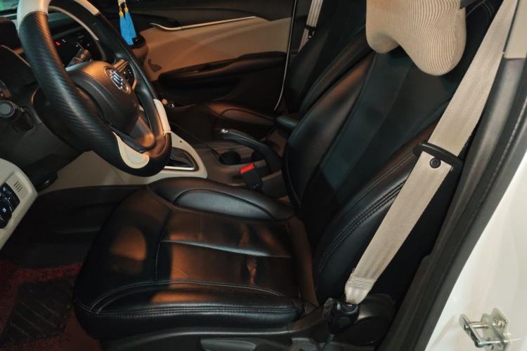 Used Buick GT 2015 18T Dual-Clutch Elite Model Left Front Seat