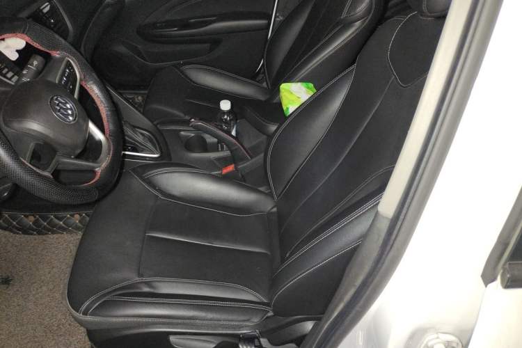 Used Buick GT 2015 15N Automatic Deluxe Edition Left Front Seat