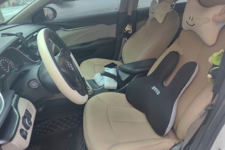 Used Buick GT 2015 15N Automatic Elite Version Left Front Seat