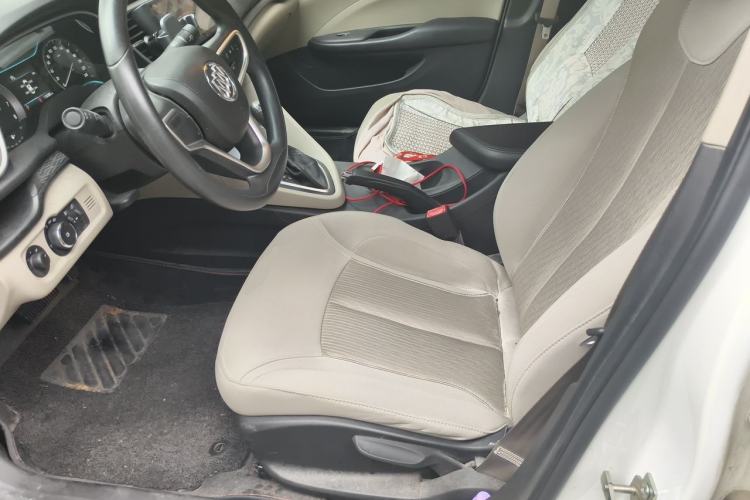 Used Buick GT 2015 15N Automatic Elite Version Left Front Seat
