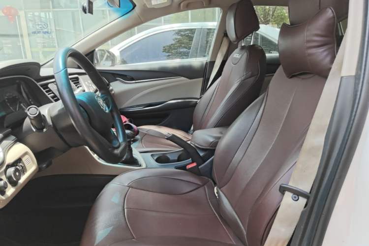 Used Buick GT 2015 15N Manual Entry-Level Trim Left Front Seat