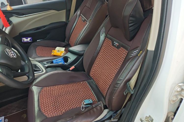 Used Buick GT 2015 15N Automatic Elite Version Left Front Seat