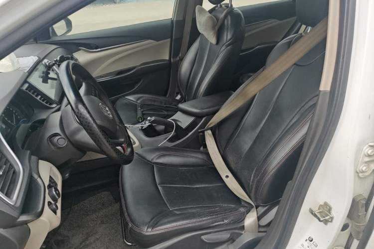 Used Buick GT 2015 15N Automatic Elite Version Left Front Seat