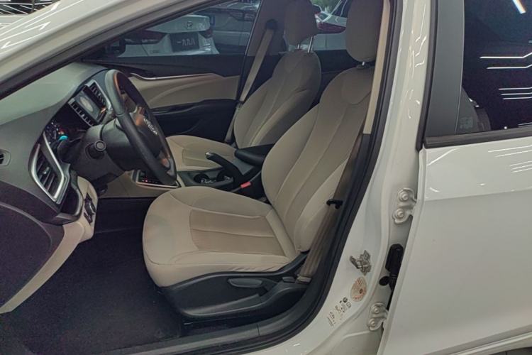 Used Buick GT 2015 15N Automatic Elite Version Left Front Seat
