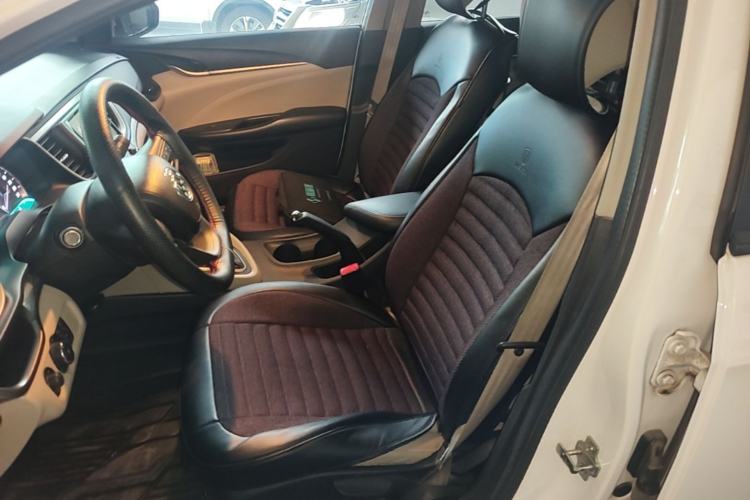 Used Buick GT 2015 15N Automatic Elite Version Left Front Seat