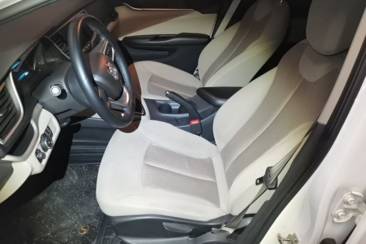 Used Buick GT 2015 15N Automatic Elite Version Left Front Seat