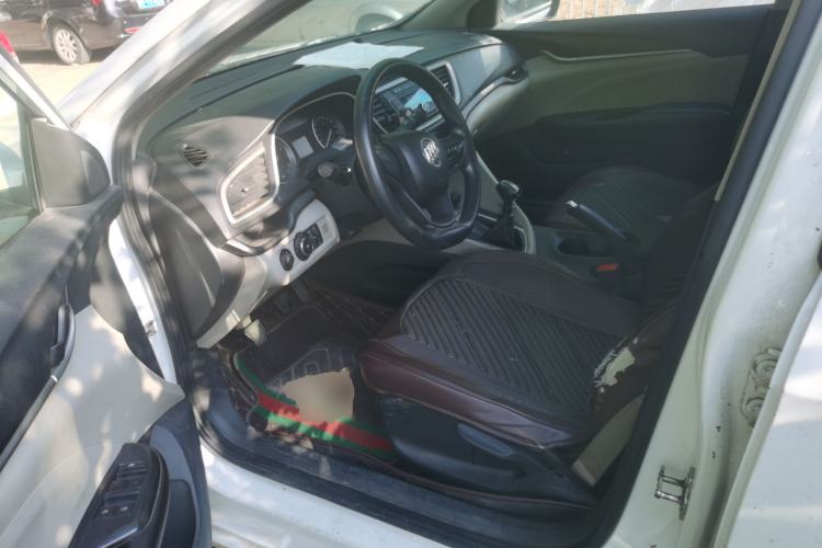 Used Buick GT 2015 15N Manual Entry-Level Trim Left Front Seat