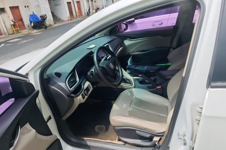 Used Buick GT 2015 15N Automatic Elite Version Left Front Seat
