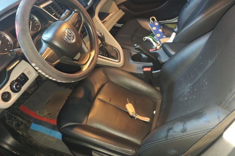 Used Buick GT 2015 15N Automatic Entry-Level Trim Left Front Seat