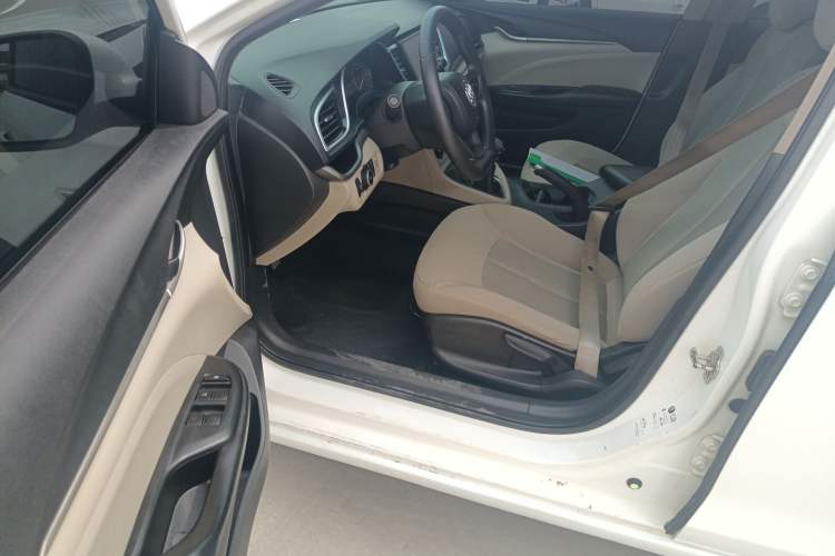 Used Buick GT 2015 15N Manual Elite Edition Left Front Seat