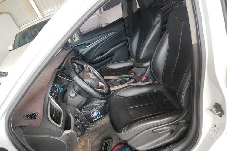 Used Buick GT 2015 15N Automatic Deluxe Edition Left Front Seat