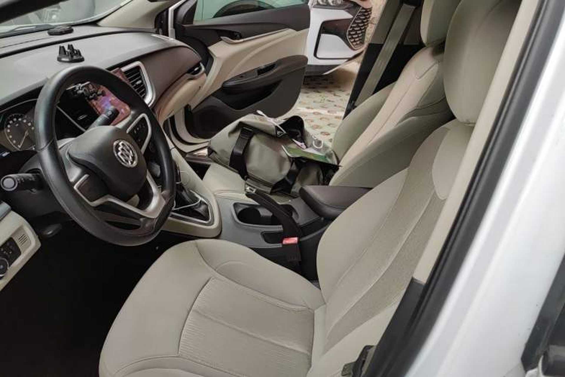Used Buick GT 2015 15N Automatic Elite Version Left Front Seat