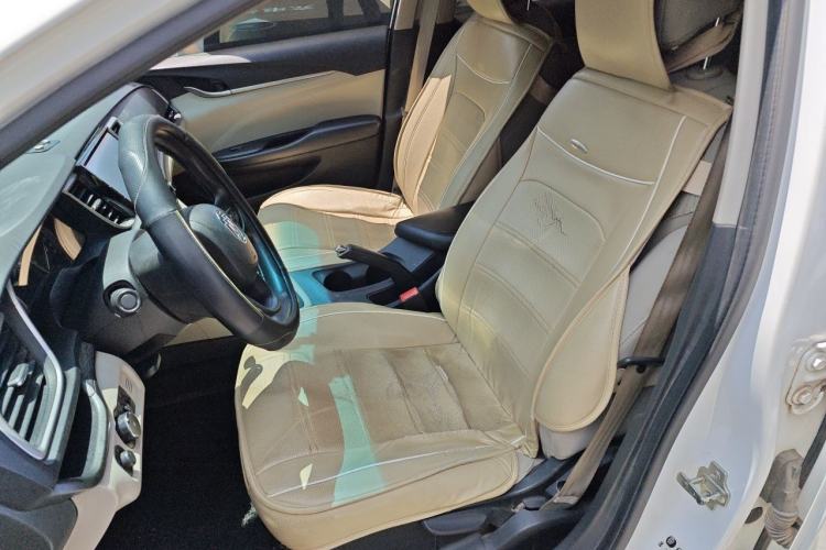 Used Buick GT 2015 15N Automatic Elite Version Left Front Seat