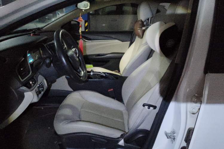 Used Buick GT 2015 15N Automatic Elite Version Left Front Seat