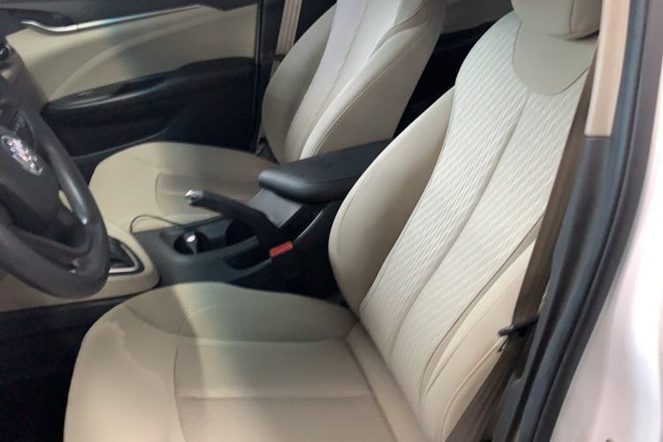 Used Buick GT 2015 15N Automatic Elite Version Left Front Seat