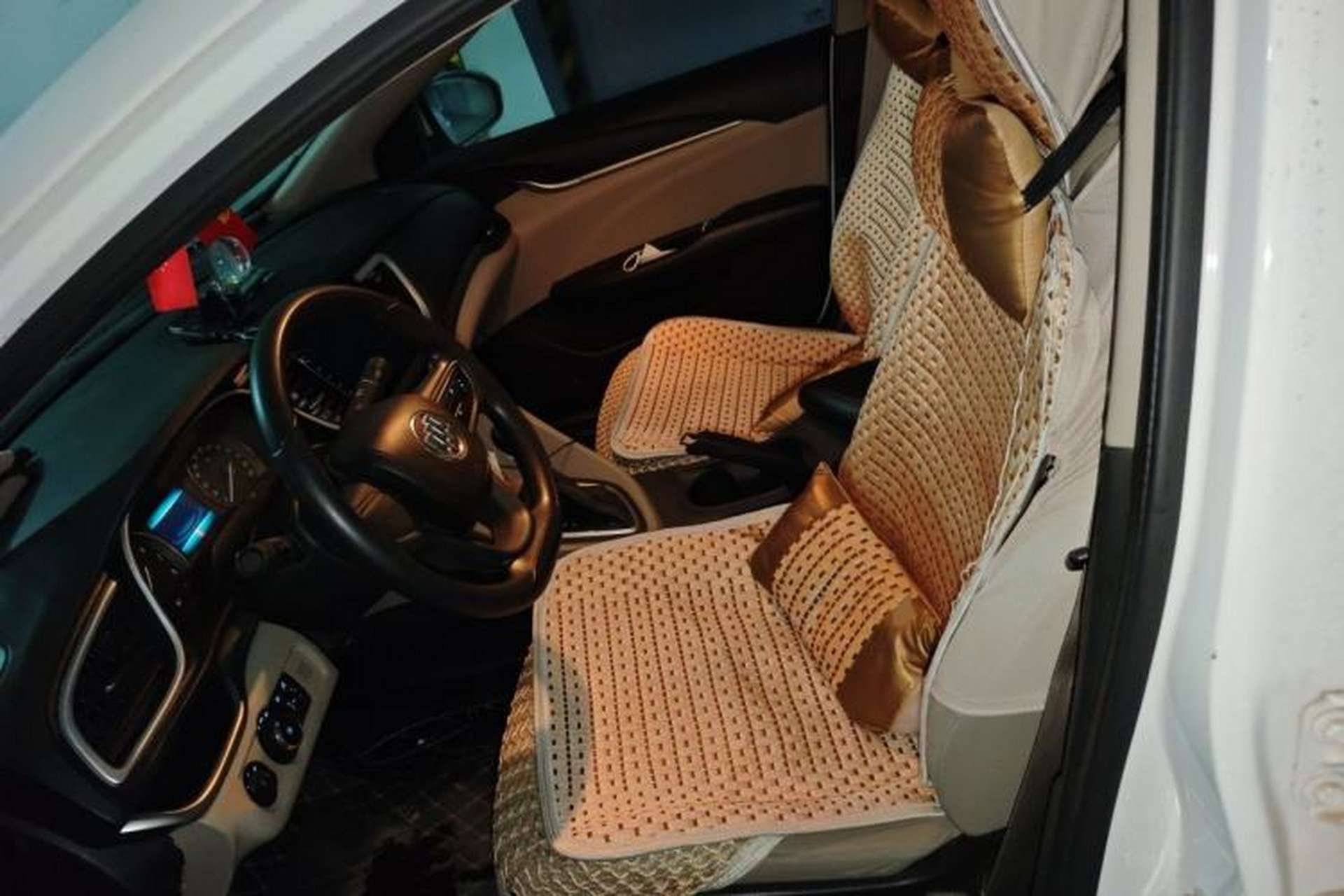 Used Buick GT 2015 15N Automatic Elite Version Left Front Seat