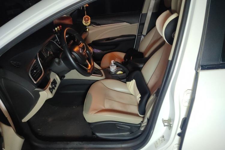 Used Buick GT 2015 15N Automatic Deluxe Edition Left Front Seat