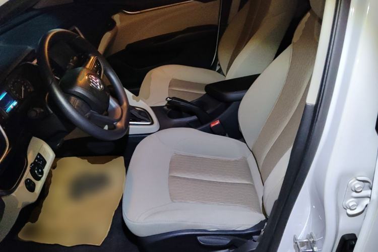 Used Buick GT 2015 15N Automatic Elite Version Left Front Seat