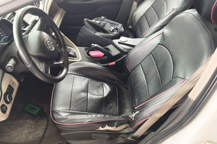 Used Buick GT 2015 15N Automatic Elite Version Left Front Seat