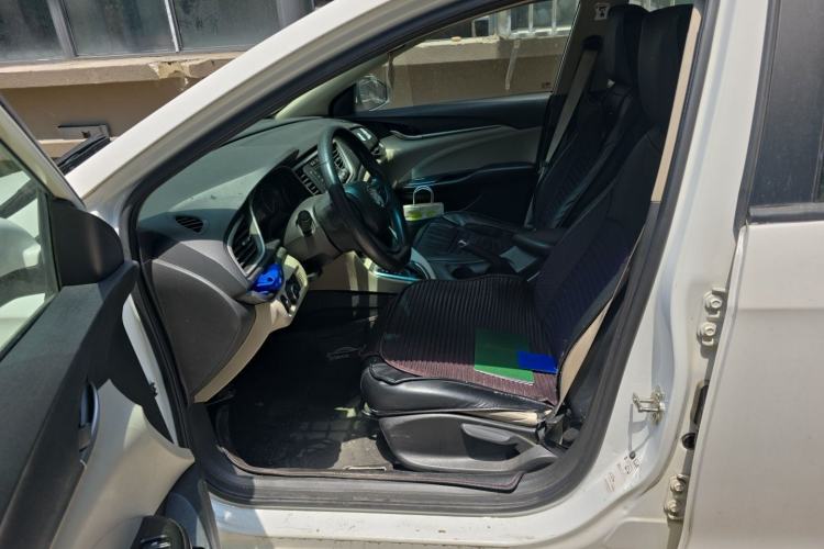 Used Buick GT 2015 15N Automatic Elite Version Left Front Seat
