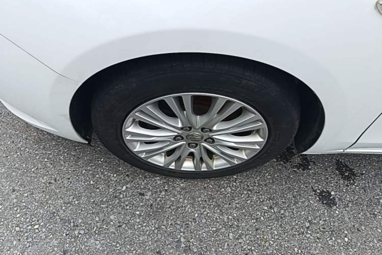 Used Buick GT 2015 15N Automatic Elite Version Left Front Wheel Hub