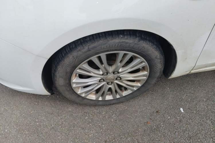 Used Buick GT 2015 15N Automatic Elite Version Left Front Wheel Hub
