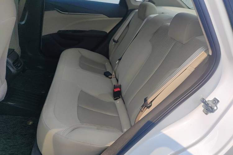 Used Buick GT 2015 15N Manual Entry-Level Trim Left Rear Seat