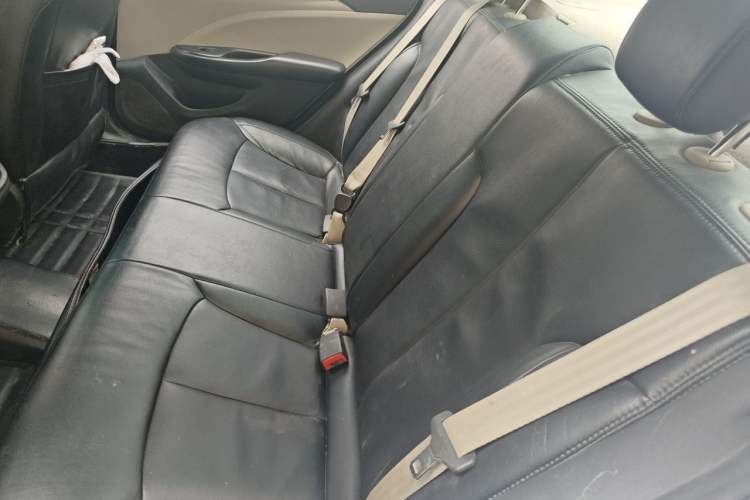 Used Buick GT 2015 15N Automatic Elite Version Left Rear Seat