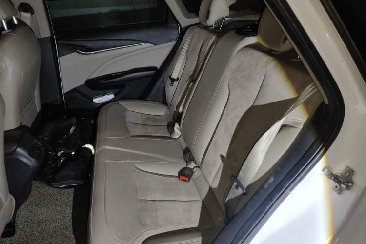 Used Buick GT 2015 15N Manual Luxury Version Left Rear Seat