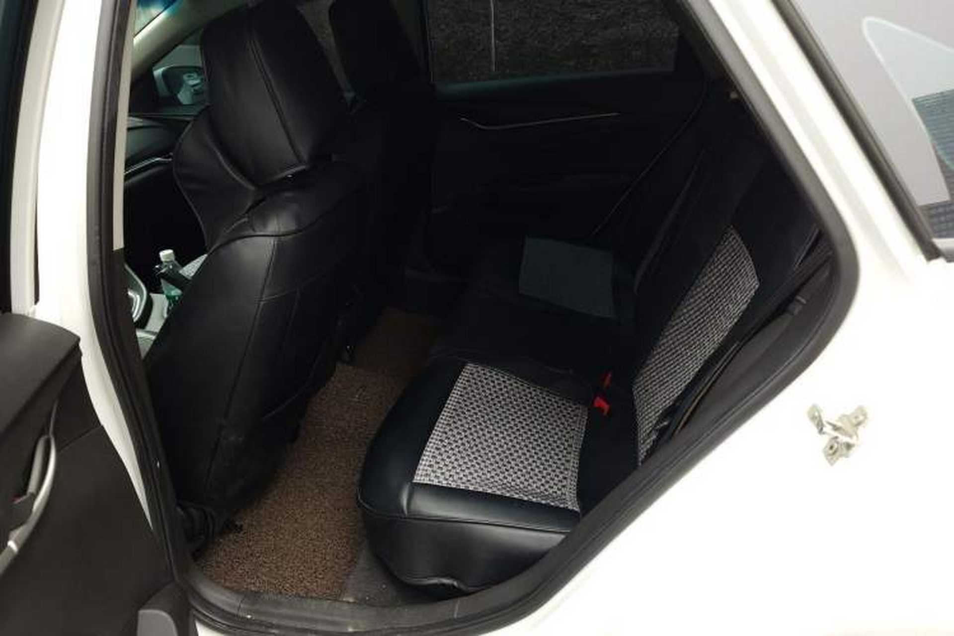 Used Buick GT 2015 18T Dual-Clutch Elite Model Left Rear Seat