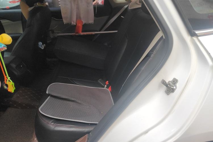 Used Buick GT 2015 15N Automatic Elite Version Left Rear Seat
