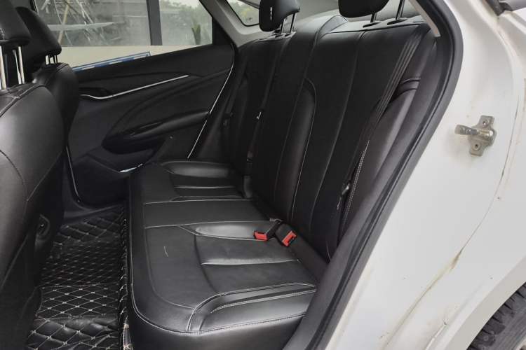Used Buick GT 2015 15N Automatic Deluxe Edition Left Rear Seat
