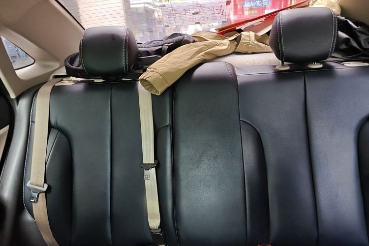 Used Buick GT 2015 15N Manual Luxury Version Left Rear Seat