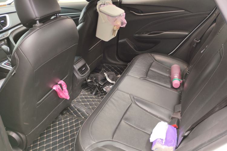 Used Buick GT 2015 18T Dual-Clutch Luxury Model Left Rear Seat