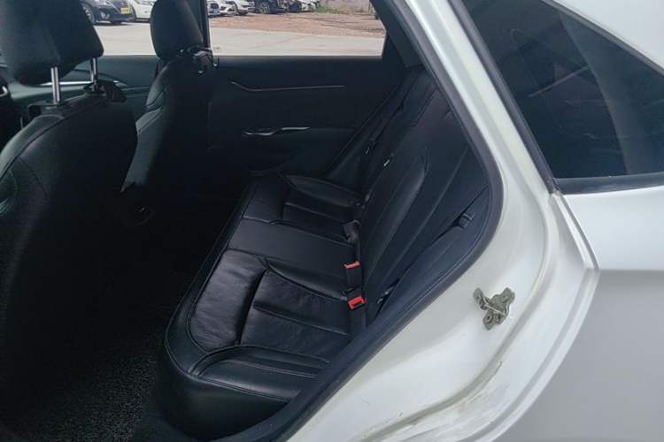 Used Buick GT 2015 15N Automatic Deluxe Edition Left Rear Seat