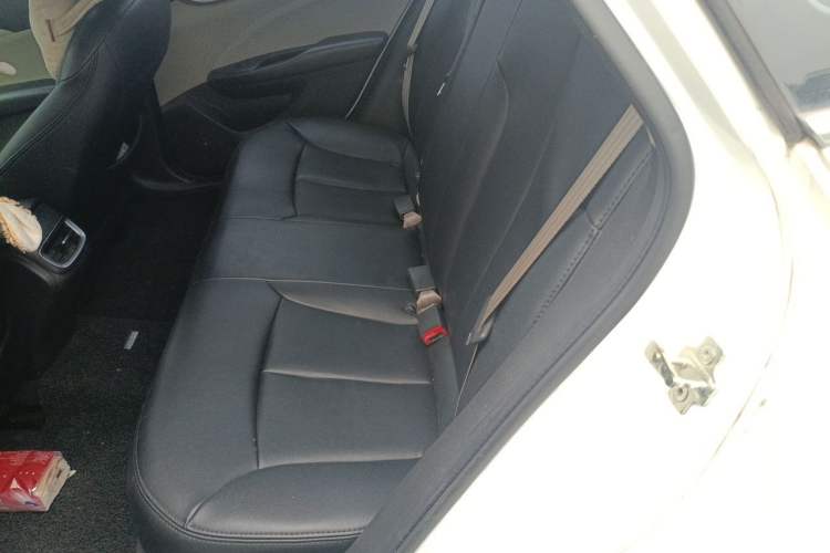 Used Buick GT 2015 18T Dual-Clutch Elite Model Left Rear Seat
