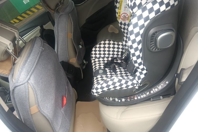 Used Buick GT 2015 15N Automatic Elite Version Left Rear Seat