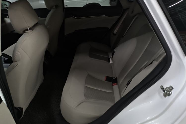 Used Buick GT 2015 18T Dual-Clutch Elite Model Left Rear Seat