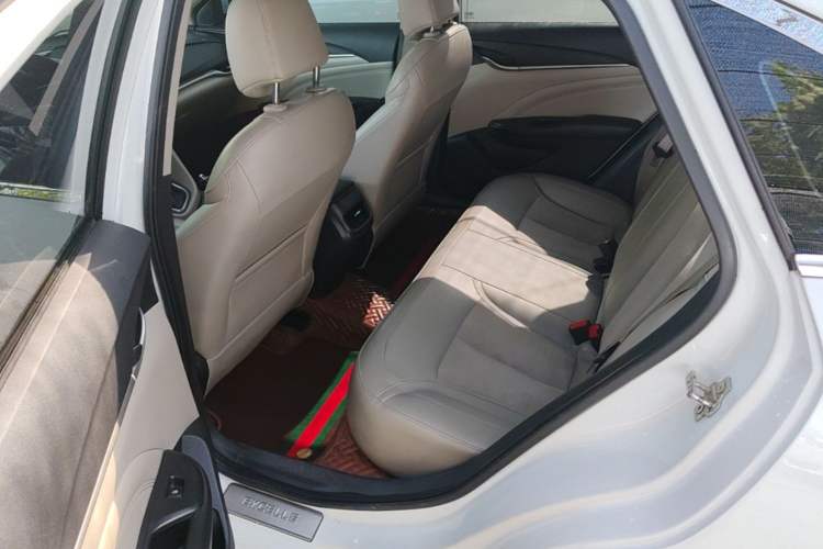 Used Buick GT 2015 15N Automatic Deluxe Edition Left Rear Seat