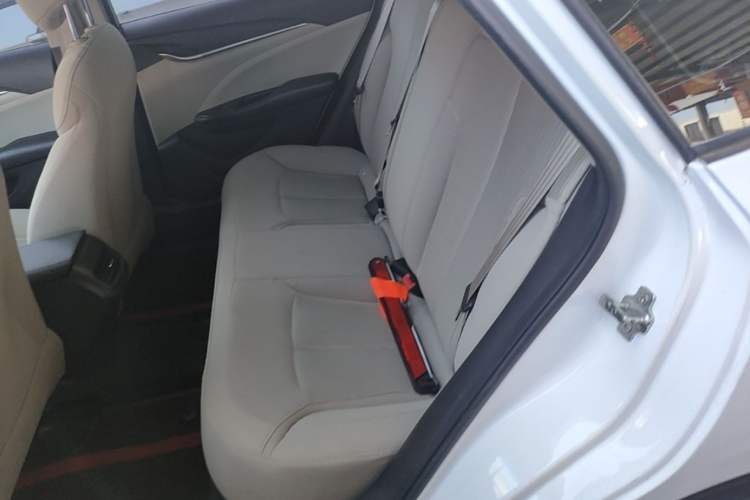 Used Buick GT 2015 18T Dual-Clutch Elite Model Left Rear Seat