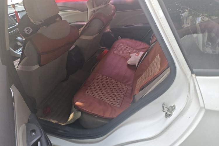 Used Buick GT 2015 15N Automatic Elite Version Left Rear Seat