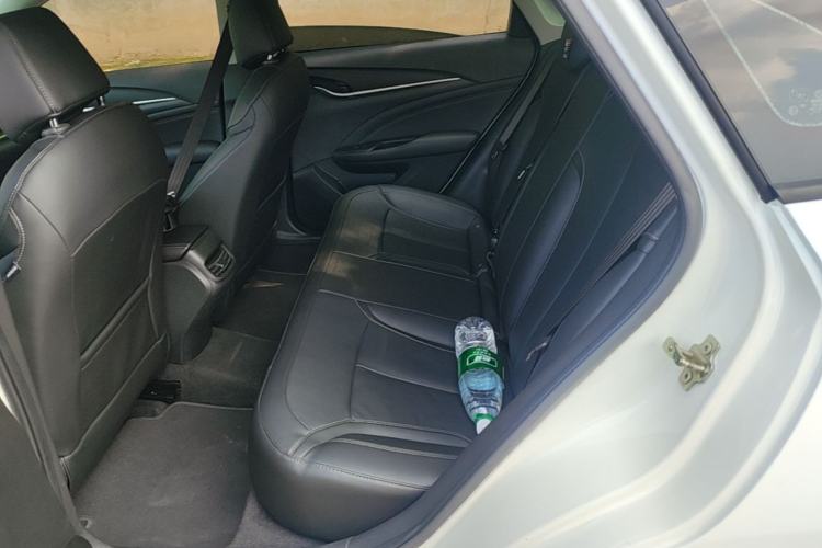 Used Buick GT 2015 18T Dual-Clutch Luxury Model Left Rear Seat