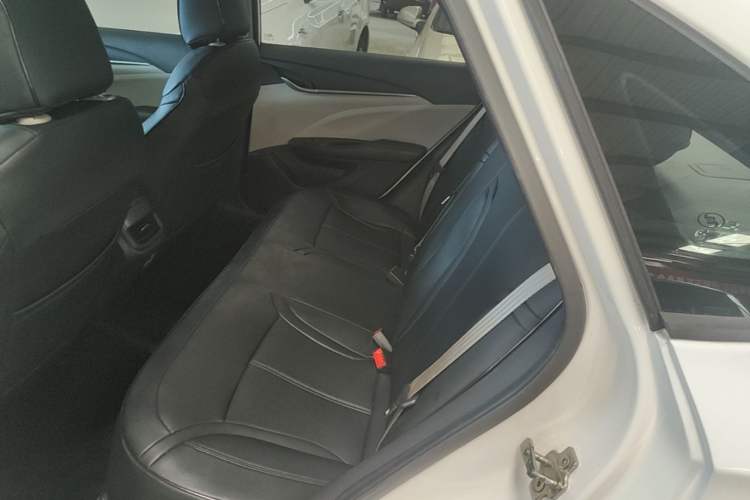 Used Buick GT 2015 15N Automatic Elite Version Left Rear Seat