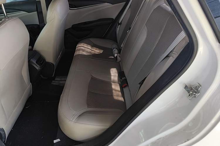 Used Buick GT 2015 15N Automatic Elite Version Left Rear Seat