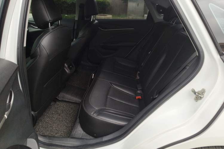 Used Buick GT 2015 15N Automatic Deluxe Edition Left Rear Seat